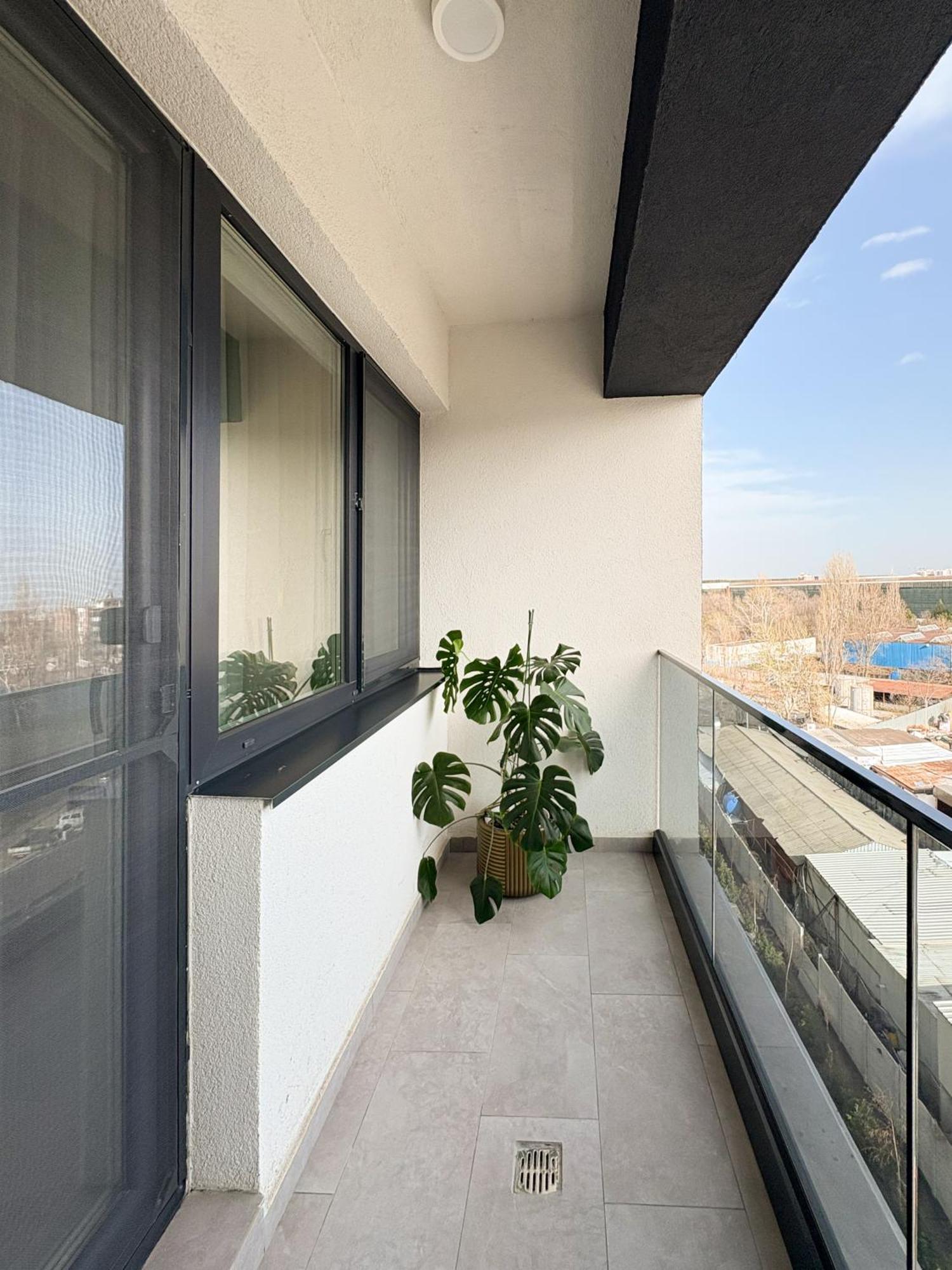 The Cozy Flat - Modern, New, 2 Rooms Apartment, Parking Bucarest Exterior foto